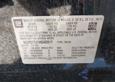 2017 Chevrolet Silverado 1500 High Country z USA, uszkodzony, nr VIN 3GCPCTEJ1HG425517